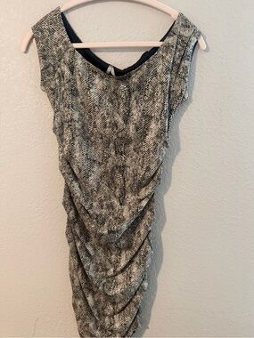 Max Rave Black & White Ruched Midi Dress